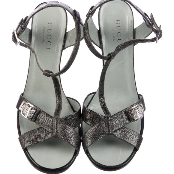 Gucci T-strap animal print sandals - Picture 2 of 5